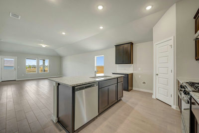 10116 Majestic Hawk Way — photo 2