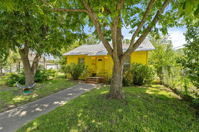 839 W 6th St — photo 2