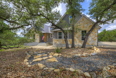 562 Toye Blvd — photo 2