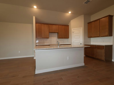 12404 Setting Peak Ln — photo 4