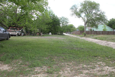 801 Tank St — photo 2