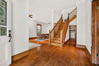 812 W 10th St — photo 5