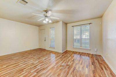 3309 Robinson Ave #B — photo 3