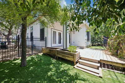 1011 Brodie St #15 — photo 3