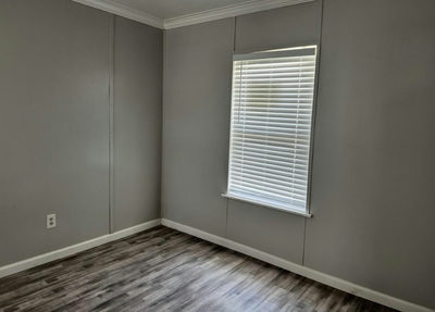 1813 Rhodes Rd — photo 5