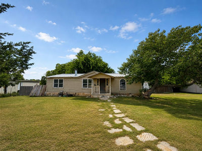 210 Jennifer Ln — photo 4