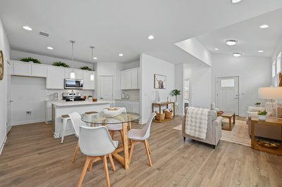 513 Burlington Dr #B — photo 4