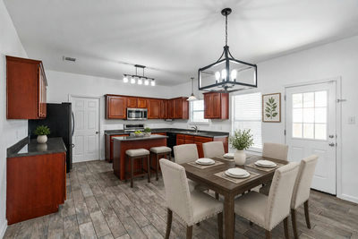 1404 Delia Chapa — photo 3