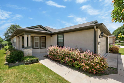522 Salt Creek Ln — photo 2