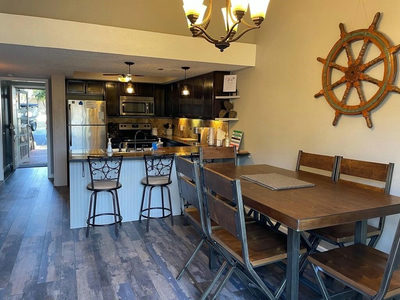 329 Venture Blvd S — photo 4