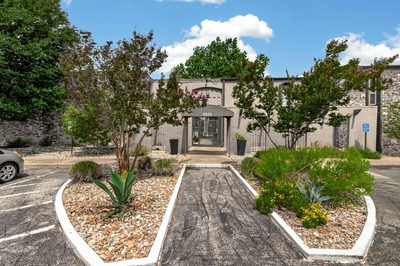 5820 Berkman Dr #120 — photo 2