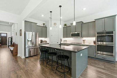 150 McNaughton Dr — photo 3