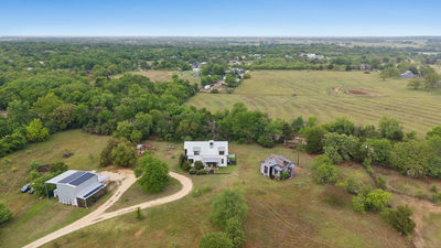 534 Old McDade Rd — photo 2