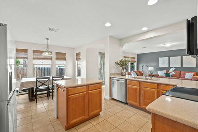 4504 Woodstock Dr — photo 5