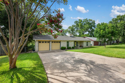 11201 Brushy Glen Dr — photo 2