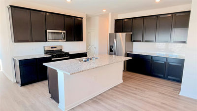 12424 Saint Thomas Dr — photo 2