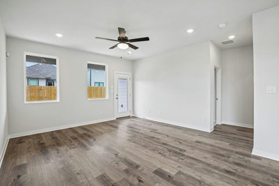 138 Hornet St — photo 5