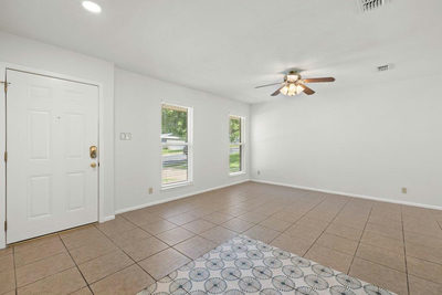 2409 Glen Springs Way — photo 5