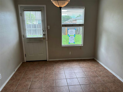 315 Golden Gate Dr — photo 5