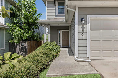 467 Twisted Oaks Ln — photo 3