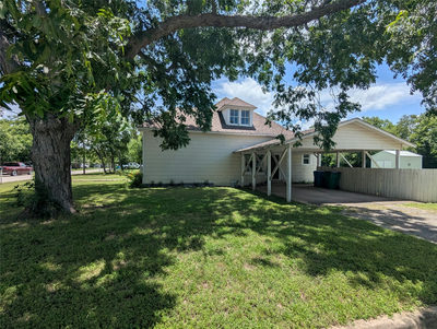 1319 Grace St — photo 5