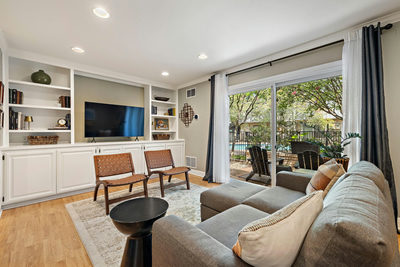 2500 Steck Ave #6 — photo 5