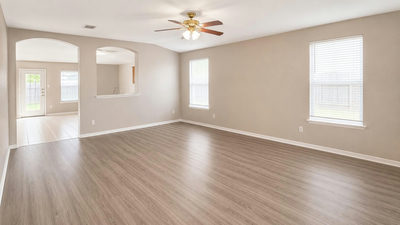210 Lucky Clover Ln — photo 2