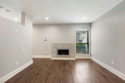 935 La Posada Dr #115 — photo 2