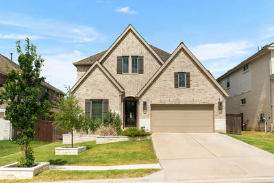 932 Mollie McBride Ln — photo 3