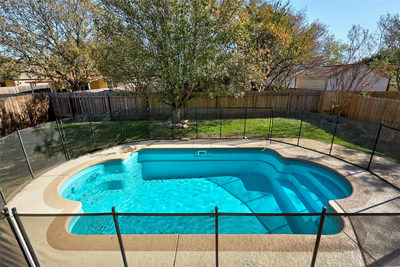 2114 Milan Dr — photo 2