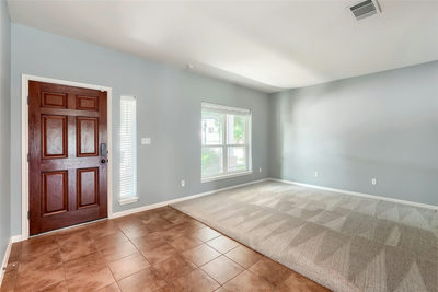 7813 Squirrel Hollow Dr — photo 4