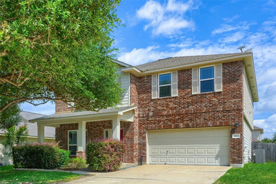 7813 Squirrel Hollow Dr — photo 2