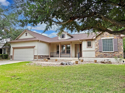 122 Nolan Dr — photo 2