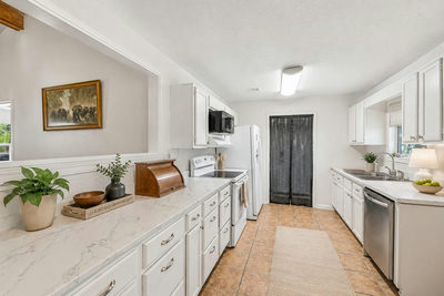 508 River Hills Dr — photo 3