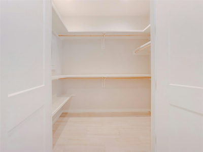 2404 Bruin Dr — photo 3