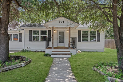 601 Zunker St — photo 2