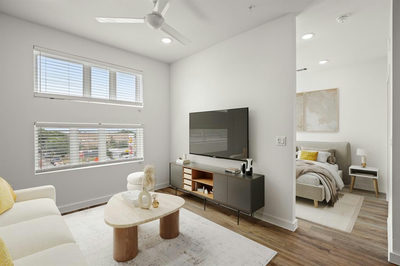 6324 N Lamar Blvd #404 — photo 3