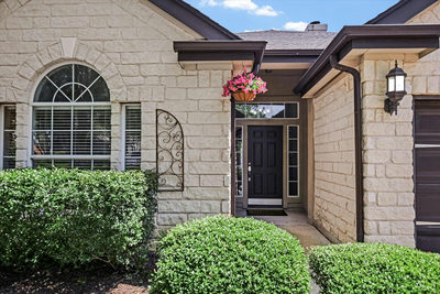 11524 Emerald Falls Dr — photo 2