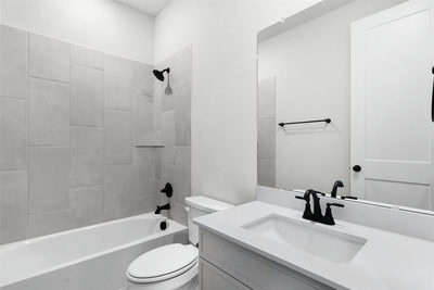 209 West Faulkner St — photo 4