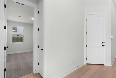 209 West Faulkner St — photo 5