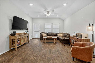 196 Harvest Creek Dr — photo 4