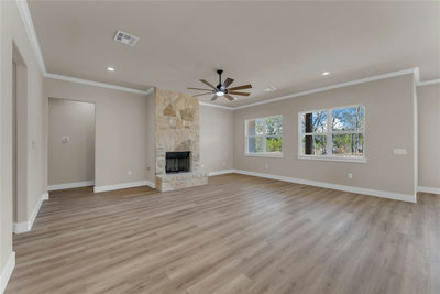 240 Sunday Dr — photo 2