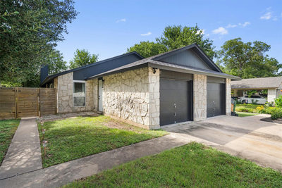 12811 Copper Cliff Ave #B — photo 3