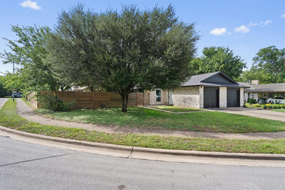 12811 Copper Cliff Ave #B — photo 4