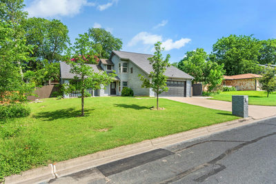 7906 Keneshaw Dr — photo 2