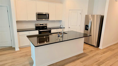 320 Wheel Horse Rd — photo 2