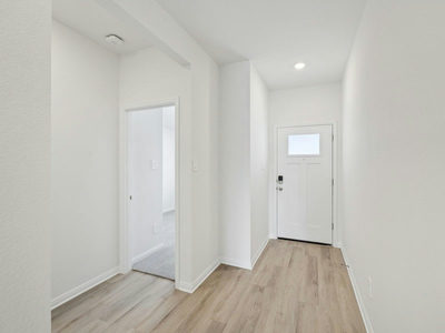 320 Wheel Horse Rd — photo 2