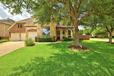 1385 Pine Forest Cir — photo 2