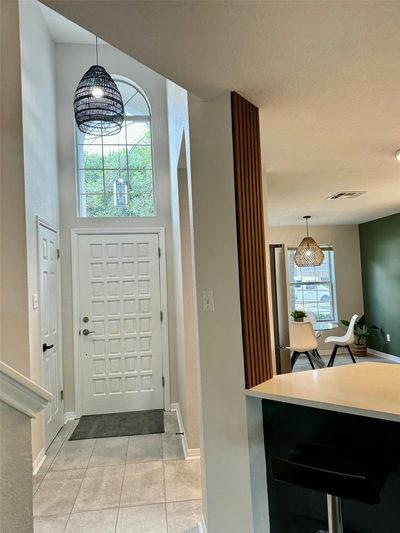 2327 Wright Cir — photo 2