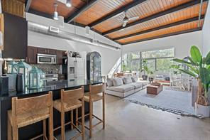 2205 N Lamar Blvd #523 — photo 4